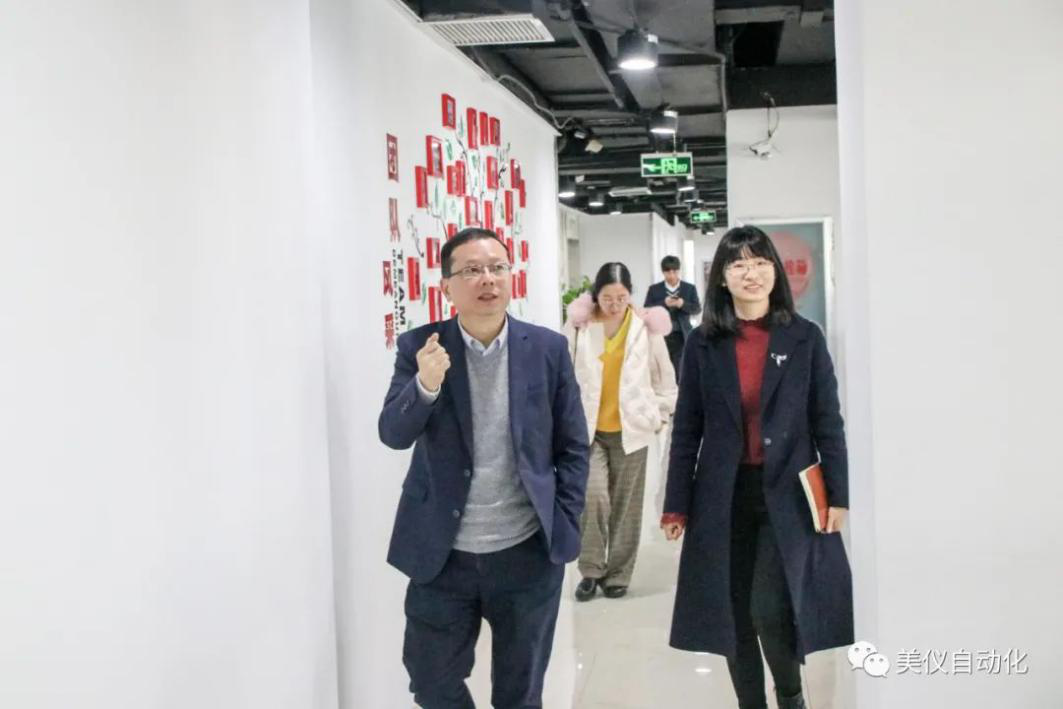 親商助企，連心結(jié)對，新區(qū)社發(fā)局領(lǐng)導(dǎo)走訪美控